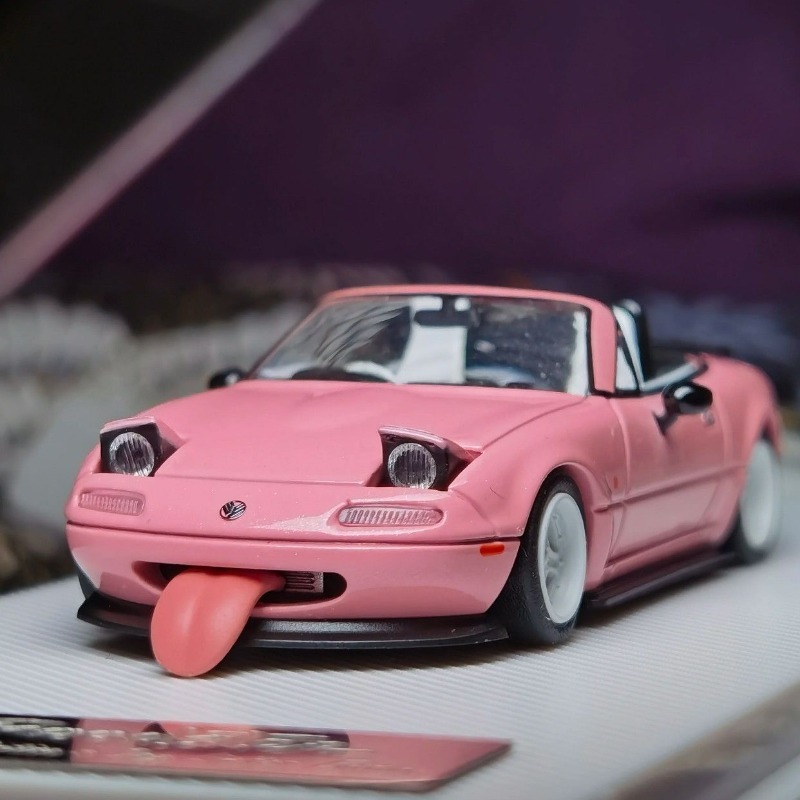Home Decor Com - 1:32 Scale Mazda MX-5 Diecast Alloy